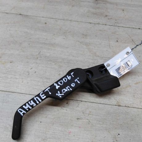 rucka-otkryvaniia-kapota-chery-amulet-16i-art-46103-big-1