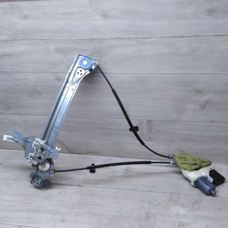 steklopodieemnik-zadnii-levyi-renault-megane-iii-art-46165-big-5