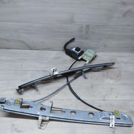 steklopodieemnik-perednii-pravyi-renault-megane-2-art-46306-big-6