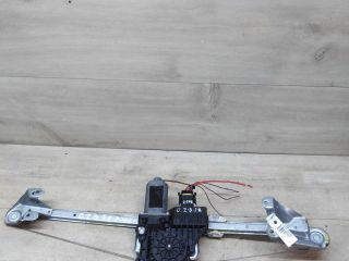 steklopodieemnik-zadnii-pravyi-opel-zafira-b-art-46399