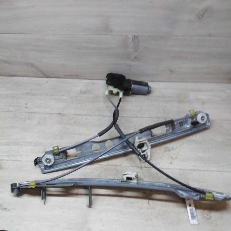 steklopodieemnik-perednii-pravyi-renault-megane-2-art-46451-big-3