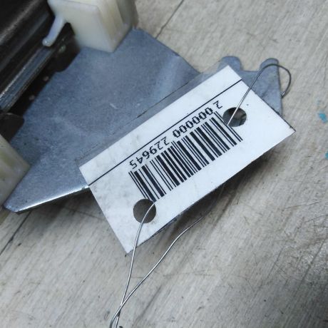 steklopodieemnik-zadnii-pravyi-nissan-qashqai-j10-art-46452-big-3