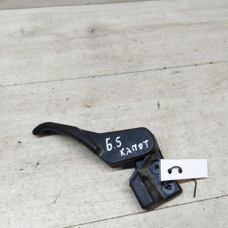 rucka-otkryvaniia-kapota-volkswagen-passat-b5-99gv-art-46487-big-0