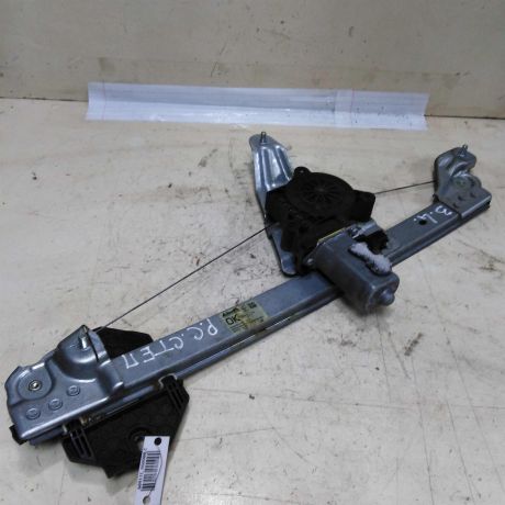 steklopodieemnik-zadnii-levyi-renault-sandero-ii-stepway-15gv-art-46694-big-0