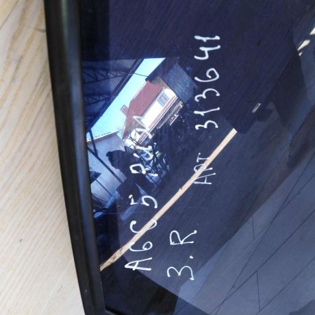 steklopodieemnik-zadnii-pravyi-audi-a6-c5-sedan-art-46759-big-2