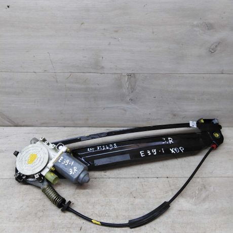 steklopodieemnik-zadnii-pravyi-bmw-e39-art-46878-big-0