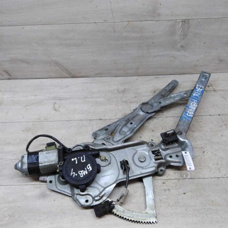 steklopodieemnik-perednii-levyi-bmw-e34-art-47070-big-0