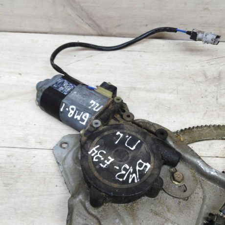 steklopodieemnik-perednii-levyi-bmw-e34-art-47094-big-2