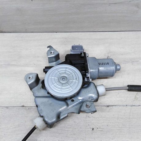 steklopodieemnik-perednii-pravyi-nissan-almera-iii-g15-art-47378-big-3