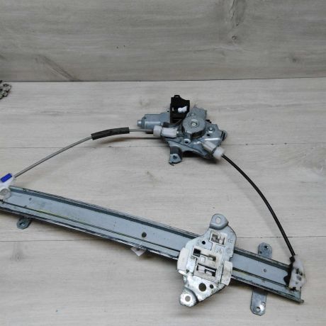 steklopodieemnik-perednii-pravyi-nissan-almera-iii-g15-art-47378-big-2