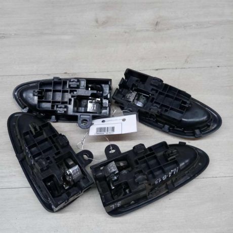 rucka-vnutrenniaia-otkryvaniia-dveri-nissan-almera-iii-g15-art-47552-big-1