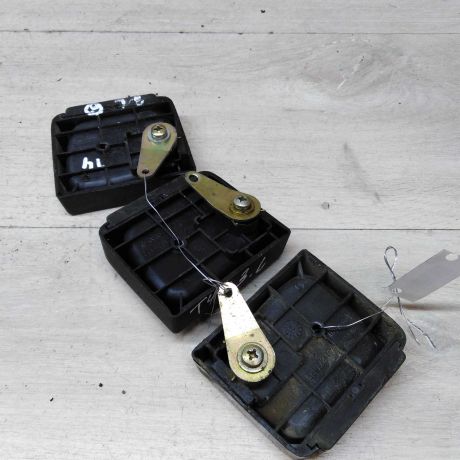 rucka-vnutrenniaia-dveri-zadnei-levoi-raspasnoi-volkswagen-transporter-t4-art-47611-big-1