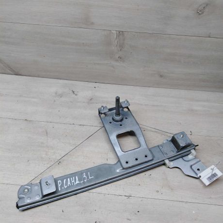 steklopodieemnik-mexaniceskii-zadnii-levyi-renault-sandero-i-art-47889-big-0