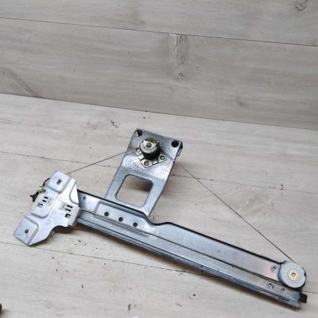 steklopodieemnik-mexaniceskii-zadnii-levyi-renault-sandero-i-art-47889-big-1