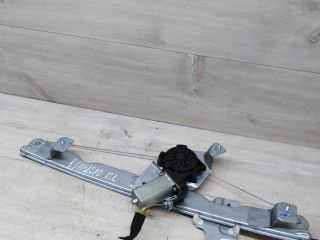 steklopodieemnik-perednii-levyi-renault-sandero-i-art-47952