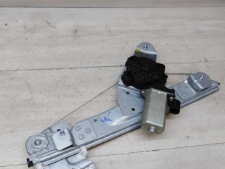 steklopodieemnik-zadnii-levyi-lada-largus-art-48026