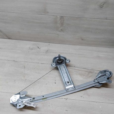 steklopodieemnik-mexaniceskii-zadnii-levyi-opel-astra-h-art-48129-big-0