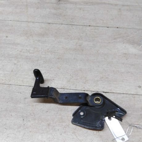 rucka-trosa-otkryvaniia-kapota-quattro-audi-a6-c5-24i-28i-art-48221-big-1