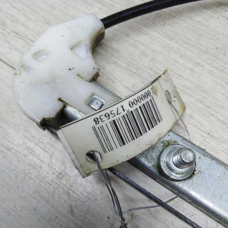 steklopodieemnik-zadnii-pravyi-mazda-3-bl-art-48233-big-2