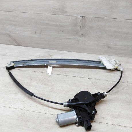 steklopodieemnik-perednii-levyi-mazda-3-bl-art-48234-big-0