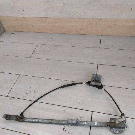 steklopodieemnik-perednii-pravyi-mexaniceskii-volkswagen-transporter-t4-art-48484-big-0