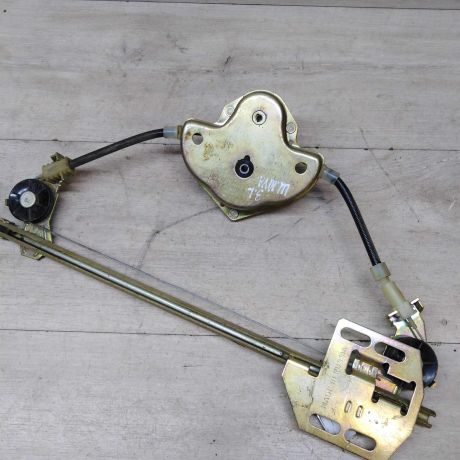 steklopodieemnik-zadnii-levyi-mexaniceskii-chevrolet-niva-07gv-art-48908-big-2