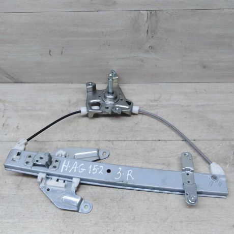 steklopodieemnik-zadnii-pravyi-mexaniceskii-nissan-almera-iii-g15-art-48983-big-0