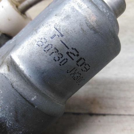 steklopodieemnik-perednii-pravyi-nissan-almera-iii-g15-art-49181-big-1