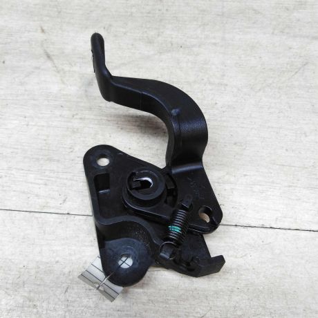 rucka-otkryvaniia-kapota-nissan-almera-iii-g15-art-49269-big-2