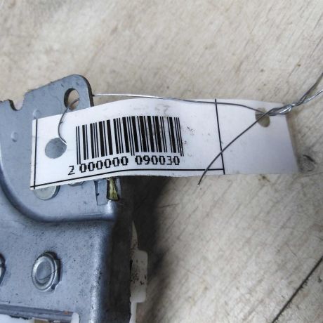 steklopodieemnik-zadnii-levyi-renault-logan-lada-largus-art-49981-big-1