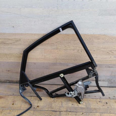 steklopodieemnik-zadnii-pravyi-audi-a6-c5-sedan-art-50647-big-0