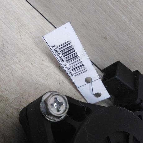 steklopodieemnik-perednii-levyi-mazda-6-gg-18i-akpp-art-50859-big-2