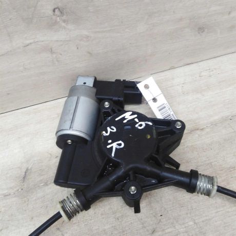 steklopodieemnik-zadnii-pravyi-mazda-6-gg-18i-akpp-art-50887-big-1