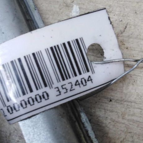 steklopodieemnik-zadnii-pravyi-mexaniceskii-ford-focus-1-xetcbek-art-51178-big-1