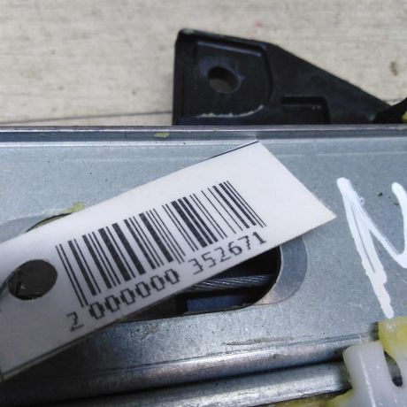 steklopodieemnik-perednii-levyi-mazda-6-gg-art-51190-big-2