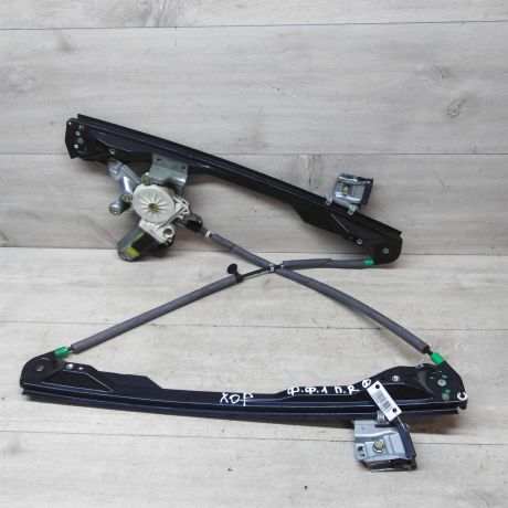 steklopodieemnik-perednii-pravyi-ford-focus-1-art-51253-big-0