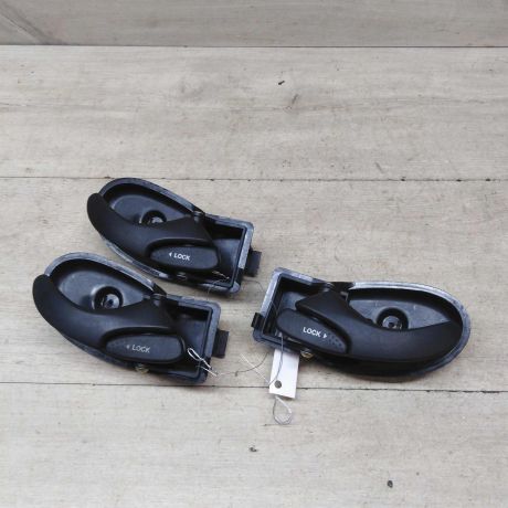 rucka-vnutrenniaia-otkryvaniia-dveri-ford-focus-1-art-51364-big-0