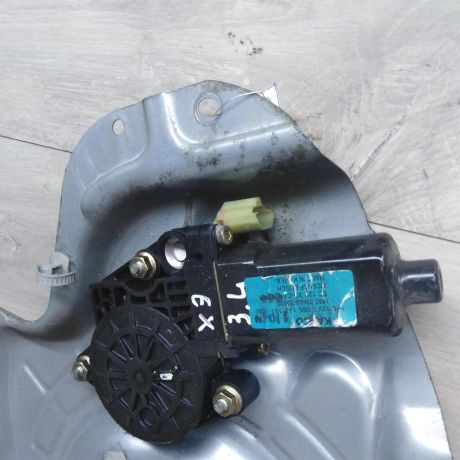 steklopodieemnik-zadnii-levyi-hyundai-elantra-iii-xd-2-art-51386-big-1