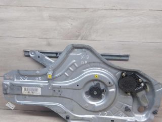 steklopodieemnik-perednii-pravyi-hyundai-elantra-iii-xd-2-art-51475