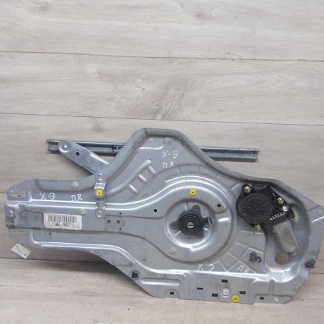 steklopodieemnik-perednii-pravyi-hyundai-elantra-iii-xd-2-art-51475-big-0