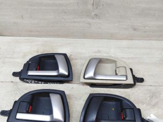 rucka-vnutrenniaia-otkryvaniia-dveri-hyundai-santa-fe-ii-art-51977