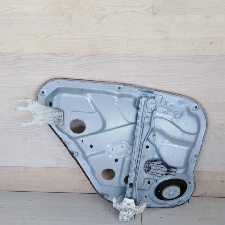 steklopodieemnik-zadnii-pravyi-hyundai-santa-fe-ii-art-52100-big-3