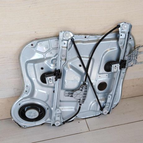 steklopodieemnik-perednii-levyi-hyundai-santa-fe-ii-art-52139-big-4