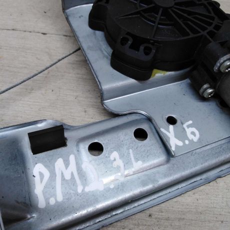 steklopodieemnik-zadnii-levyi-renault-megane-2-art-52214-big-2