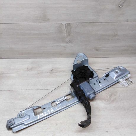 steklopodieemnik-zadnii-pravyi-renault-megane-2-art-52240-big-0