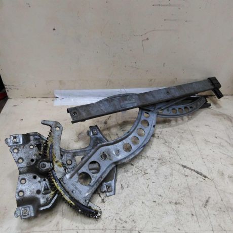 steklopodieemnik-mexaniceskii-perednii-pravyi-volkswagen-passat-b3-art-52636-big-2