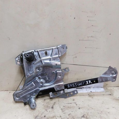 steklopodieemnik-mexaniceskii-zadnii-pravyi-audi-a4-b5-sedan-art-52810-big-0