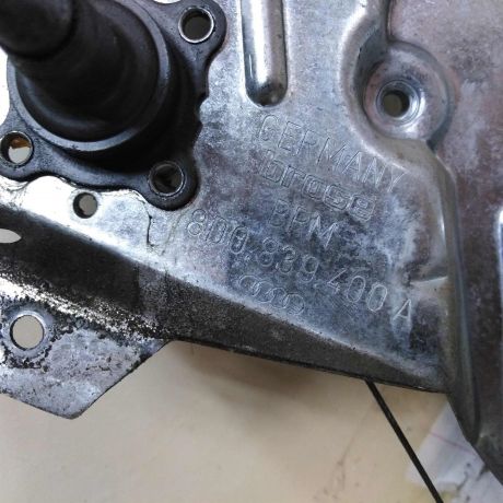 steklopodieemnik-mexaniceskii-zadnii-pravyi-audi-a4-b5-sedan-art-52810-big-3