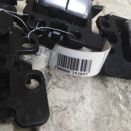 rucka-vnutrenniaia-otkryvaniia-dveri-kia-cerato-2-art-53813-big-2