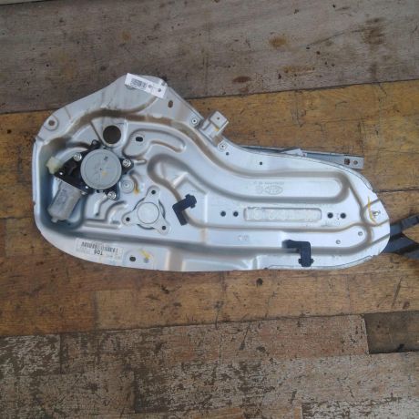 steklopodieemnik-zadnii-levyi-kia-cerato-2-art-53819-big-0